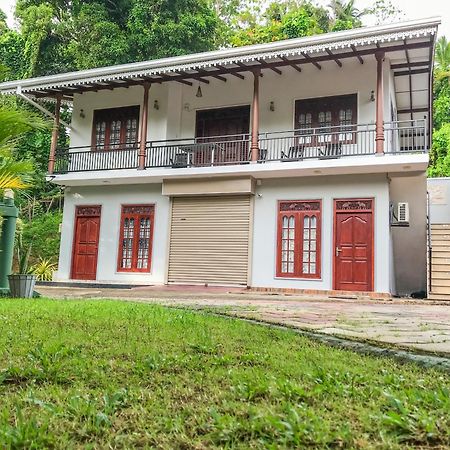 Villa Girilena ヒッカドゥワ エクステリア 写真